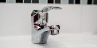 Hurtownia hydrauliczna Warszawa – dlaczego warto robić tam zakupy?